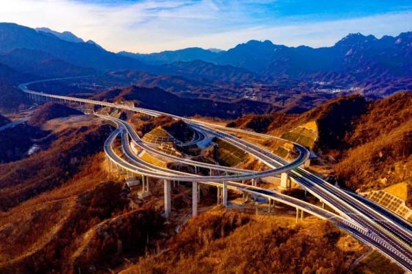 秋遊不可錯過白雲山，它免費來了