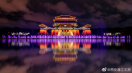 大唐芙蓉園《大唐追夢》大型水舞光影秀，用絢麗燈光喚醒沉睡的大唐