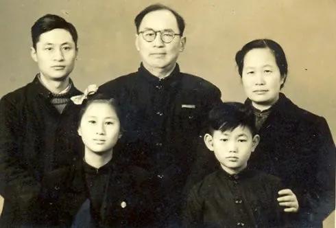 毛主席的書法師從何人？而“毛體”字為何讓眾多書法家可望不可及