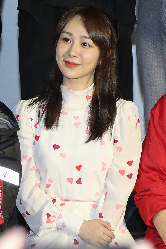 楊紫換了髮型同樣很美,身穿“愛心裙”好甜美,真是少女感滿滿 楊紫換了髮型同樣很美,身穿“愛心裙”好甜美,真是少女感滿滿