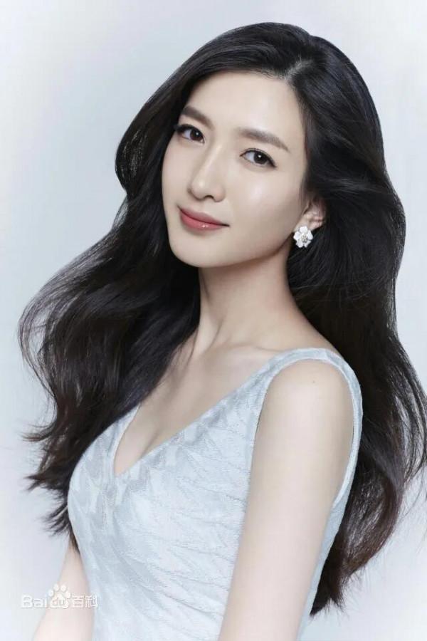 江疏影氣質迷人