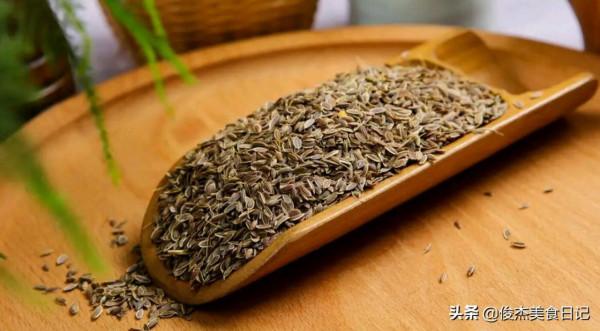 大廚詳細教給你廚房四十多種常用香料知識和用處,建議收藏學習 大廚詳細教給你廚房四十多種常用香料知識和用處,建議收藏學習