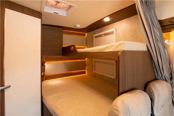 新款瑞弗V800E國六依維柯房車,高性價比合資房車典範 新款瑞弗V800E國六依維柯房車,高性價比合資房車典範