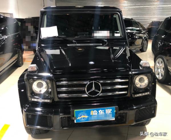 身高不夠氣場來湊，小姐姐花140萬買輛賓士大G，賣家：我大意了