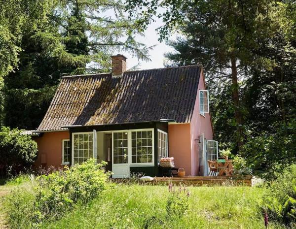 丹麥姐妹曬出80平度假風的家，明亮簡單色彩美，精緻生活超有愛