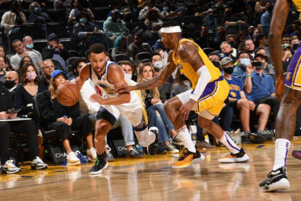 季前賽-庫裡30分普爾28分勇士勝湖人,威少湖人首秀低迷 季前賽-庫裡30分普爾28分勇士勝湖人,威少湖人首秀低迷