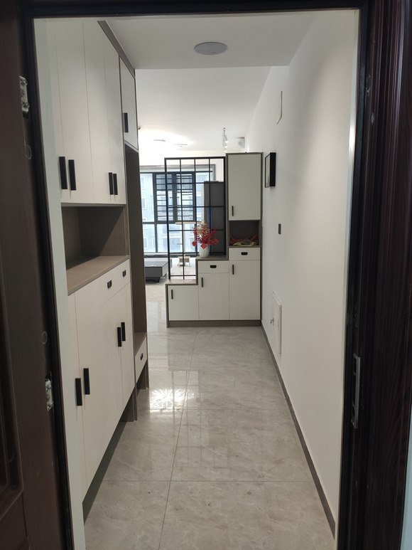 6月份開始的總算結束了，都是窮裝修，沒找裝修公司，硬裝收尾