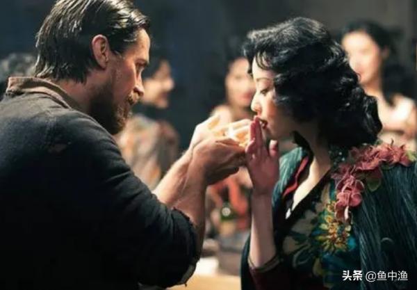 謀女郎倪妮辛酸上位史,深愛過兩位男神,卻依然孑然一身 謀女郎倪妮辛酸上位史,深愛過兩位男神,卻依然孑然一身