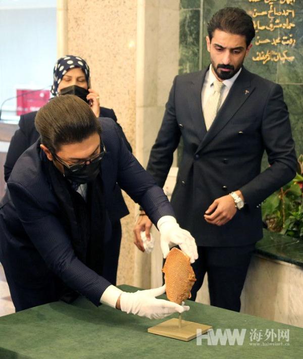 伊拉克展出美國歸還的被掠奪文物