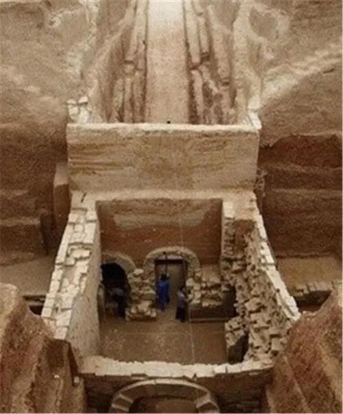 梁莊王墓數次被盜未遂,後出土文物5300件,盜墓賊無語了 梁莊王墓數次被盜未遂,後出土文物5300件,盜墓賊無語了