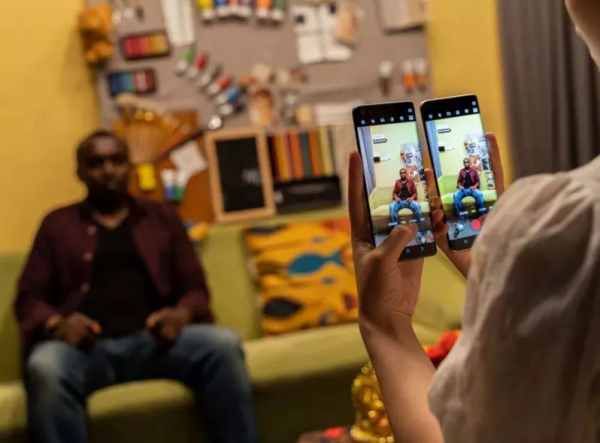 國產品牌釋出黑科技：5X伸縮微距鏡頭