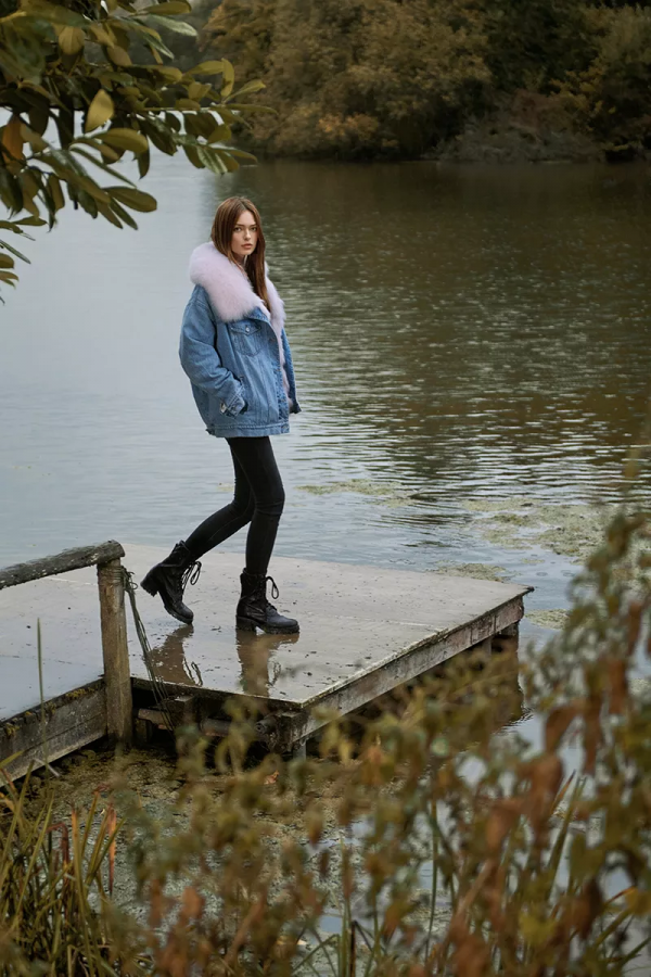 再冷也要穿牛仔褲？進來學江疏影的穿搭秘籍