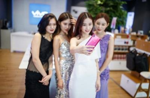 2021年內行人最愛的4款手機,小白跟著後面買,不再被坑 2021年內行人最愛的4款手機,小白跟著後面買,不再被坑