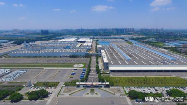 資訊 | 成渝簽署汽車產業合作協議,2025年兩市汽車產量達300萬輛 資訊 | 成渝簽署汽車產業合作協議,2025年兩市汽車產量達300萬輛