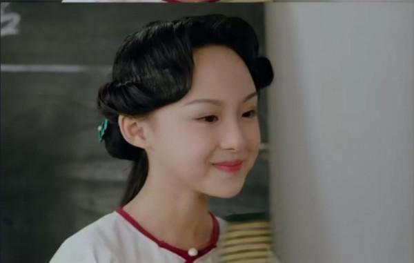 還記得演《紅樓夢》的那群&OpenCurlyDoubleQuote;小戲骨&rdquo;嗎？她們現在越來越漂亮了