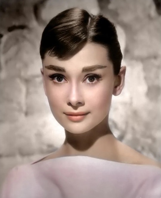 這些魅力四射的女神,她們凍齡的秘密是這樣的 這些魅力四射的女神,她們凍齡的秘密是這樣的