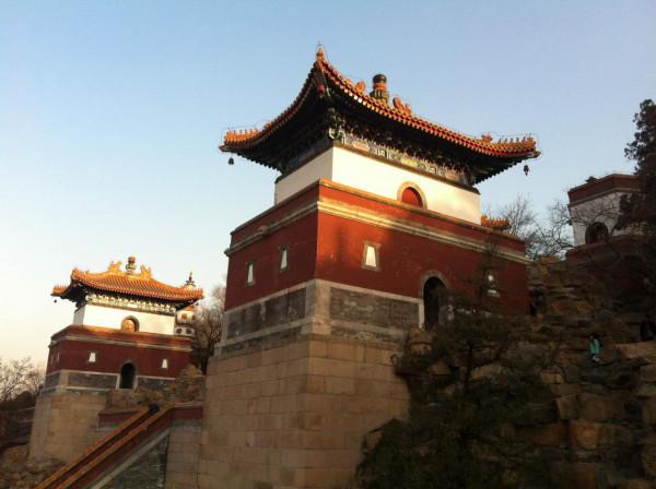 承德普寧寺與頤和園後大廟是姊妹建築,兩地還有哪些相似建築 承德普寧寺與頤和園後大廟是姊妹建築,兩地還有哪些相似建築