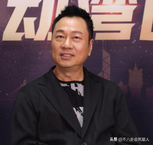 走穴撈金、購百萬豪宅、領退休金,老年港星過上頂級內地生活 走穴撈金、購百萬豪宅、領退休金,老年港星過上頂級內地生活