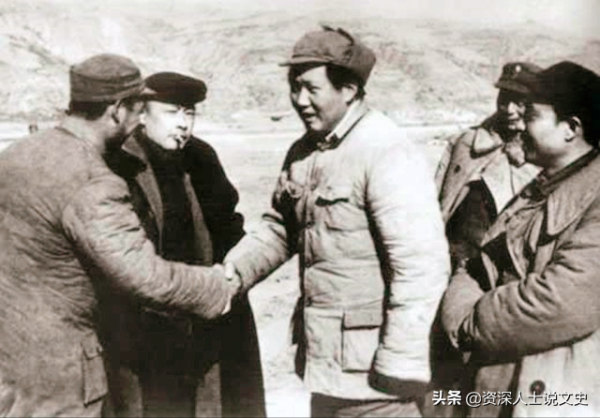 1947年,毛主席發三A加急絕密電報,劉伯承鄧小平看後隨即燒掉 1947年,毛主席發三A加急絕密電報,劉伯承鄧小平看後隨即燒掉