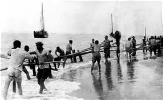 同為大規模登島作戰，金門戰役意外慘敗，海南島戰役為何成功？