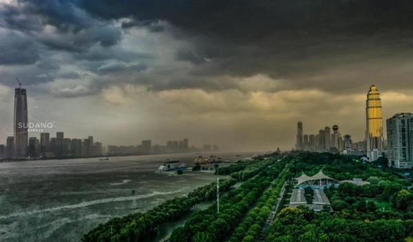 沒有長江，武漢未必就是“大武漢”！中國江城中的獨一無二