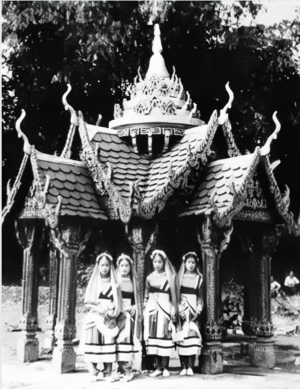 萬萬沒想到，玉兔精的天竺舞蹈是黑熊精編排的，2人合作出經典