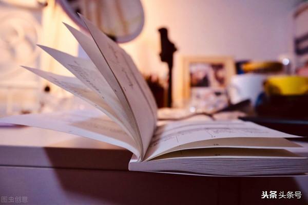 來看看這位號稱世界上最聰明的人是怎樣讀書的