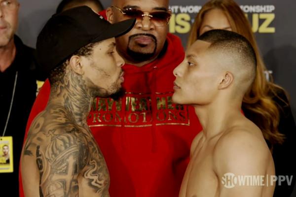 不愧“梅威瑟乾兒子”！戴維斯大鬧稱重現場推搡對手，火藥味十足