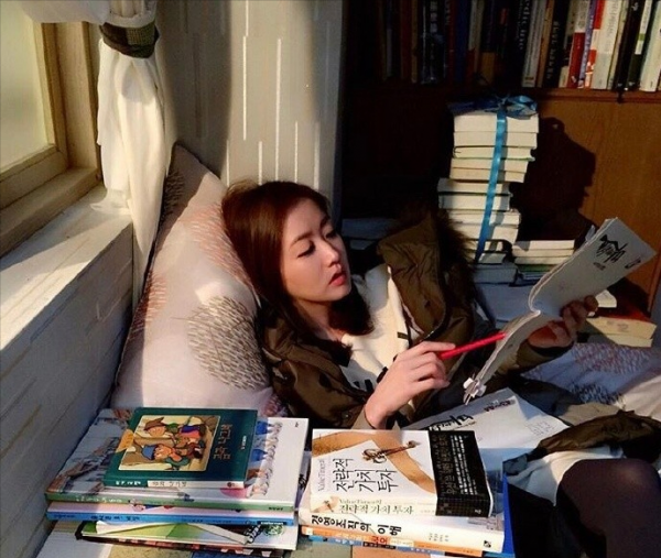 《傳聞中的七公主》“雪七”40歲了,看起來像少女一樣,活力滿滿 《傳聞中的七公主》“雪七”40歲了,看起來像少女一樣,活力滿滿