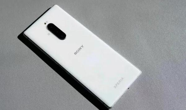 過年了買臺垂涎已久的手機給自己做新年禮物&mdash;&mdash;SONY Xperia 1