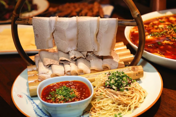 為什麼石家莊的特色美食是安徽正宗牛肉板面? 為什麼石家莊的特色美食是安徽正宗牛肉板面?