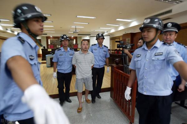 被判處死刑的罪犯,在執行死刑前,可以選擇自己的“死法”嗎? 被判處死刑的罪犯,在執行死刑前,可以選擇自己的“死法”嗎?