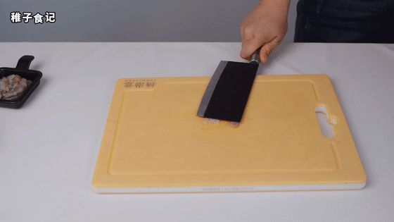 天冷最適合吃上一碗熱乎乎的蝦丸鮮湯麵，鮮到湯渣都喝乾淨嘍