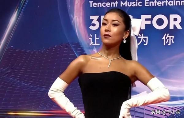 一場音樂盛典8位明星遭遇尷尬，暴露娛樂圈三大真實現狀