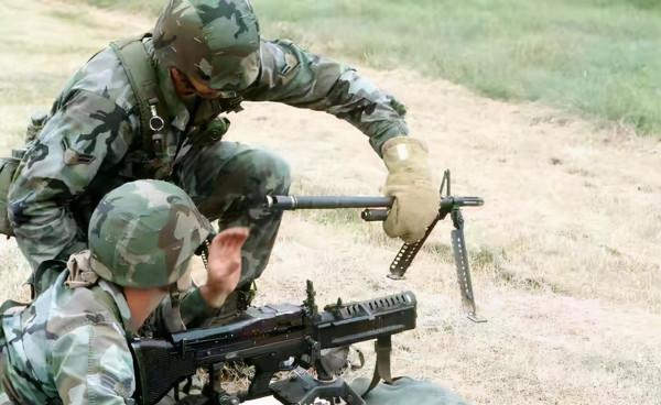一身缺點的“M60”機槍，為何還被大量裝備？而且還被評為名槍？