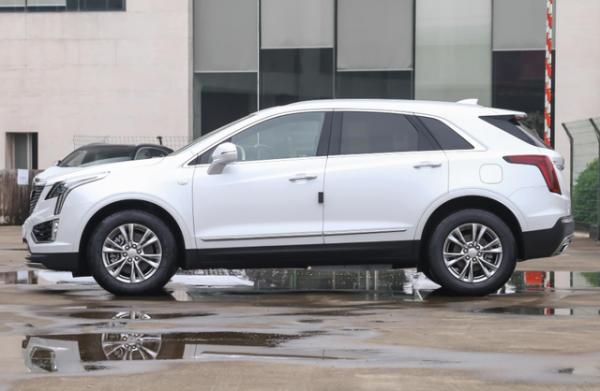 2021款凱迪拉克XT5 XT6 輕混動車試