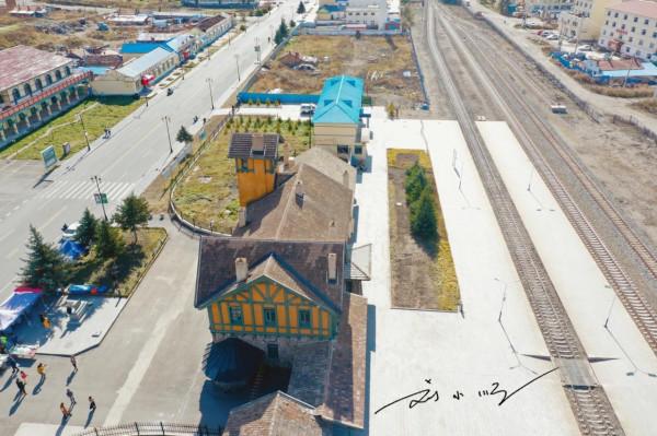 內蒙古這個火車站，面積僅20平方米，卻被稱為“中國最美火車站”