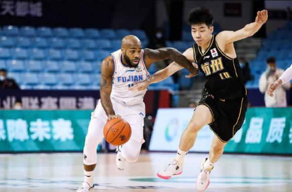 孫銘徽缺陣高登空砍37+11 趙巖昊31分助廣廈雙殺福建奪取7連勝