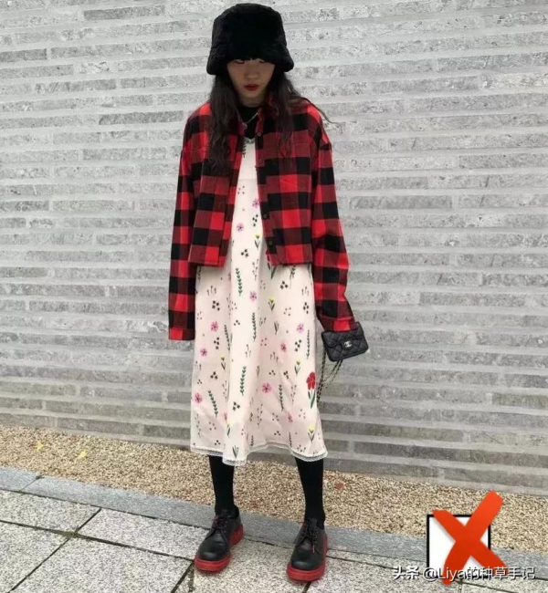 奶奶上衣 ＋ 高腰下裝 = 秋冬王炸穿搭