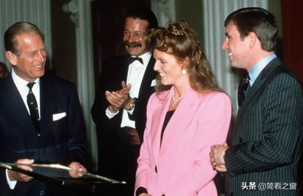 女王或將辦喜事！脆弱的安德魯舊情重燃：親愛的，再給我一次機會