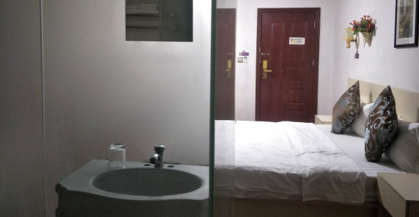 為了避免家裡潮溼發黴有味道 , 分享一下居家防潮小妙招