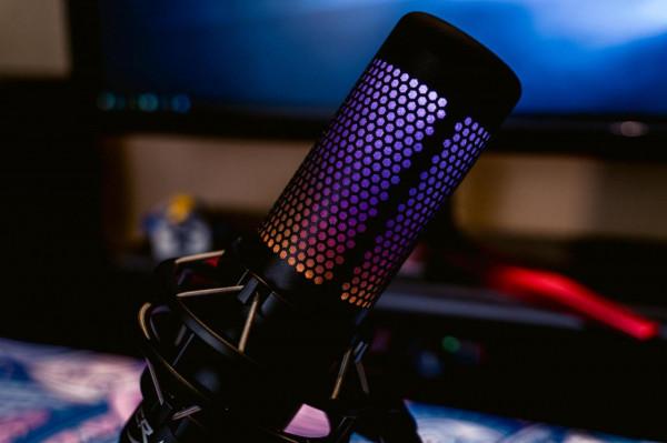 桌面麥克風的集大成者：HyperX 聲浪 S