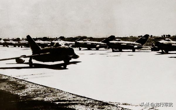 美國空軍部長要嚇倒中國？回顧中美空戰4個瞬間，到底誰恐懼？