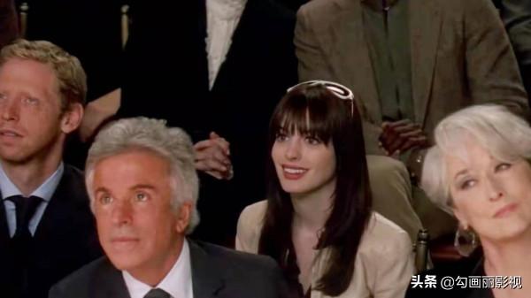 她從土妞到時尚界精英又去當記者,她想幹嘛呢? 她從土妞到時尚界精英又去當記者,她想幹嘛呢?