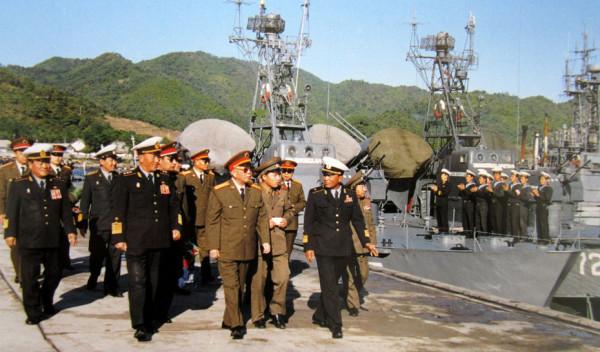 1983年，劉華清視察海軍時大怒：我是海軍司令，不是旅遊局局長
