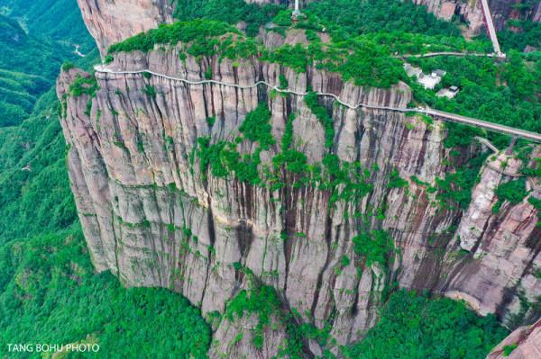 隱藏在臺州的小眾旅遊地神仙居,千峰林立雲霧繚繞宛如人間 隱藏在臺州的小眾旅遊地神仙居,千峰林立雲霧繚繞宛如人間