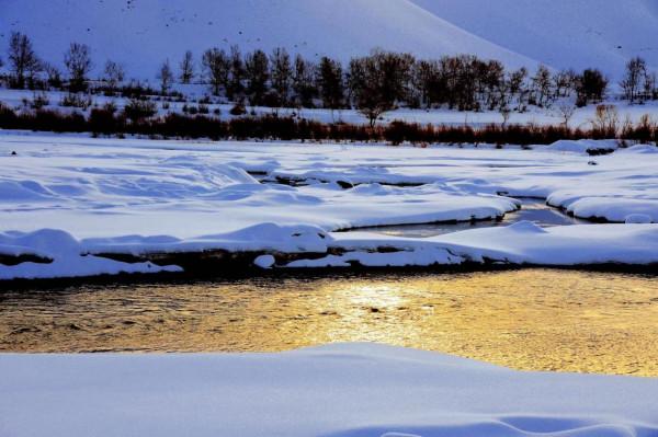 來新疆,別光顧著看雪啦!還有更好的美景在等你 來新疆,別光顧著看雪啦!還有更好的美景在等你