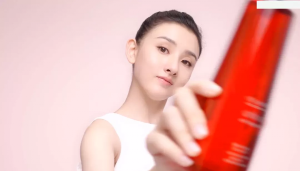 明星、網紅、運動員拍攝同款廣告,狀態大不同,楊倩被誇像宋慧喬 明星、網紅、運動員拍攝同款廣告,狀態大不同,楊倩被誇像宋慧喬