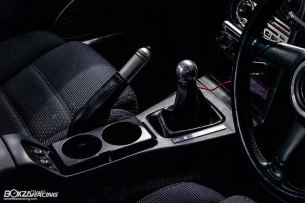 直男也難免被萌到,馬自達初代MX-5改裝 直男也難免被萌到,馬自達初代MX-5改裝