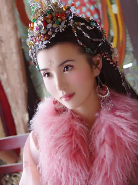 異族裝扮的古裝美人 哪一位驚豔到你？